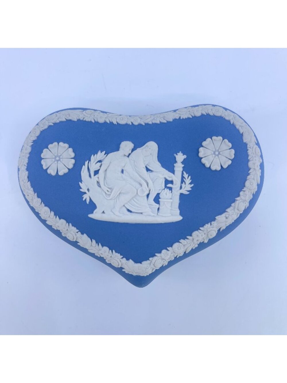 vintage wedgwood jasperware heart trinket box with relief design made in england